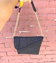 Load image into Gallery viewer, *** SOLD OUT *** Black handbag with golden chain - ONE OF A KIND
